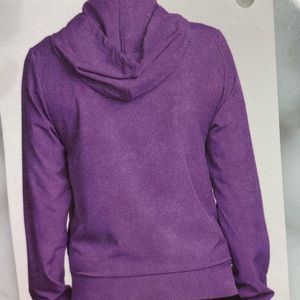 PRICE DROP!!!🤛🍾🎊 REEBOK TOP AND LEGGINGS INCLUDED Reebok workout set